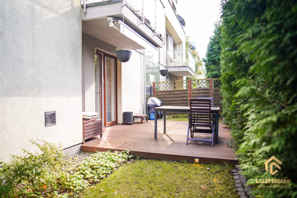 72,6 m² | Ogródek i taras | Osiedle Pod Dębem | 3 pokoje | Kliny
