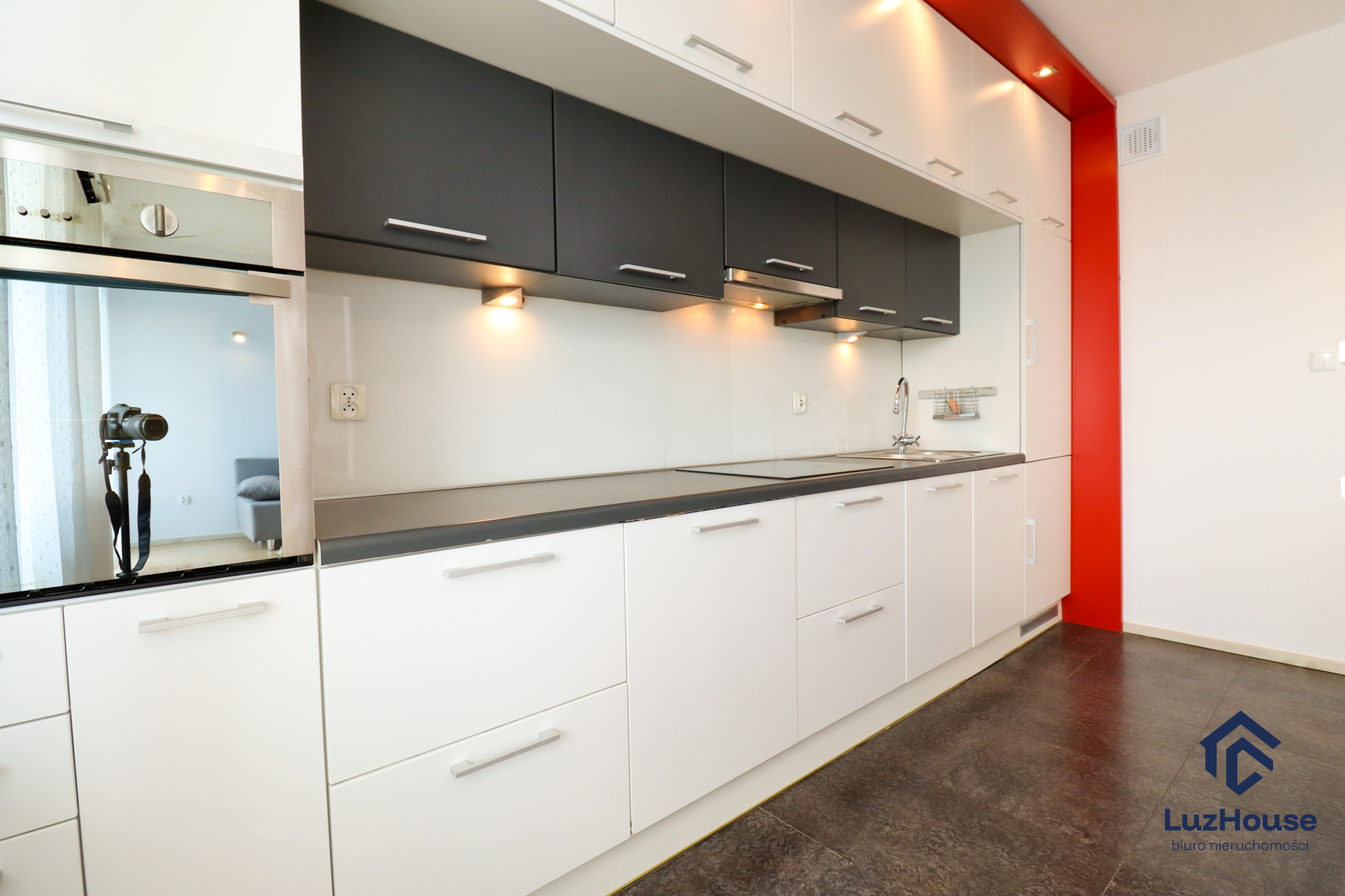 2 pokoje | 54 m² | Klimatyzacja | Duży balkon | Garderoba | Kliny