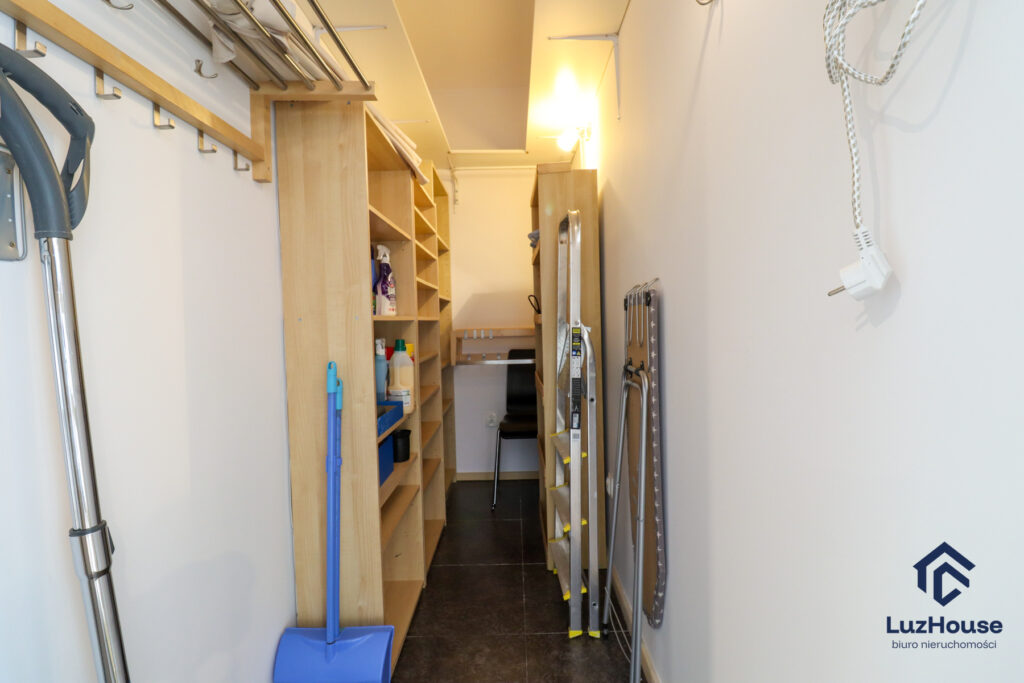 2 pokoje | 54 m² | Klimatyzacja | Duży balkon | Garderoba | Kliny